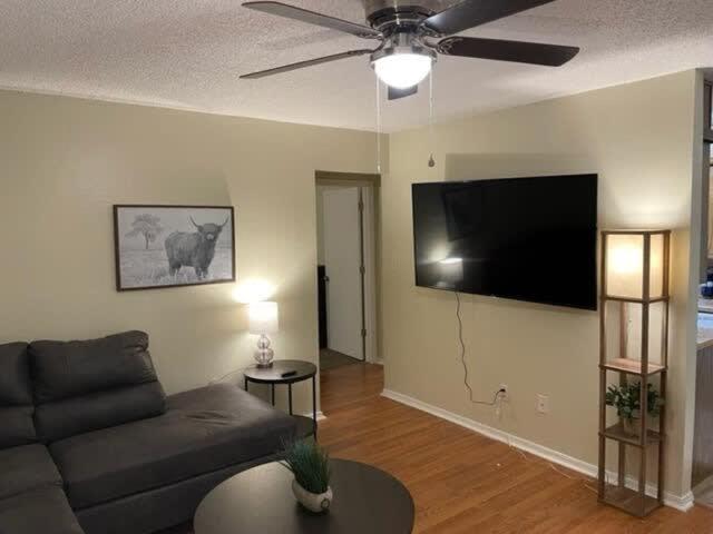 Charming 1-Br Upstairs Apartment Near Fort Sill! Lawton Zewnętrze zdjęcie